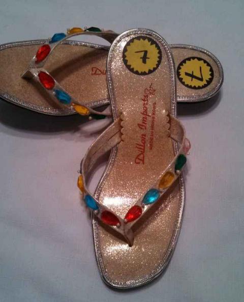 thong sandals with jewels